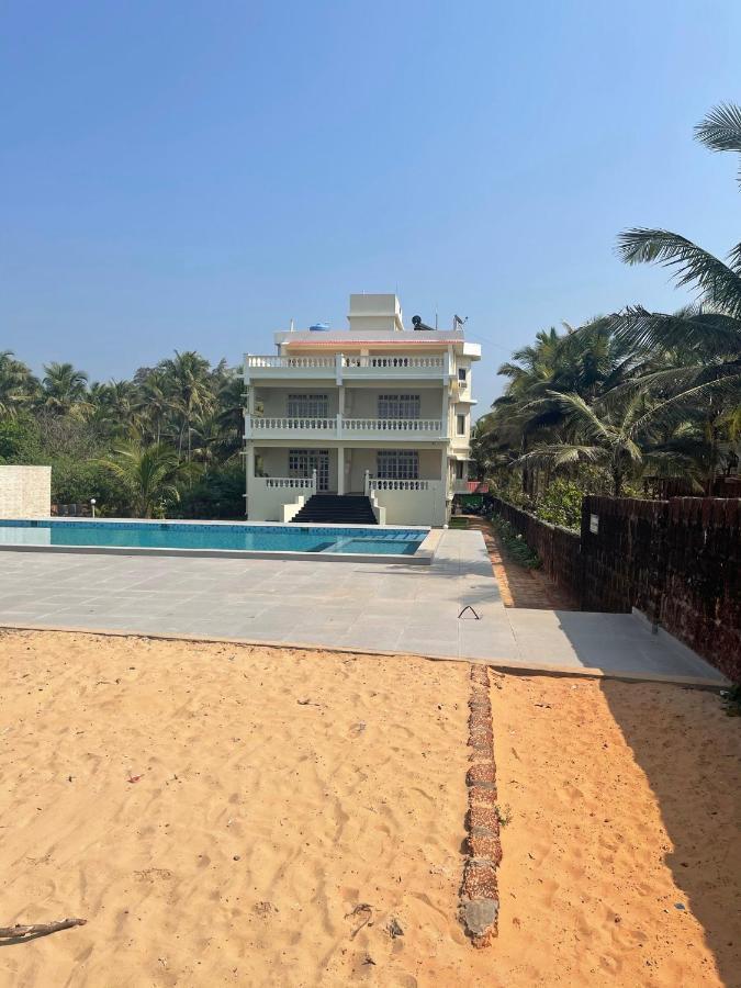 Kay'S By The Sea Hotell Ajgaon Eksteriør bilde