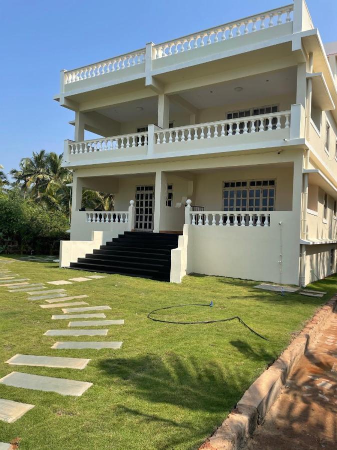 Kay'S By The Sea Hotell Ajgaon Eksteriør bilde