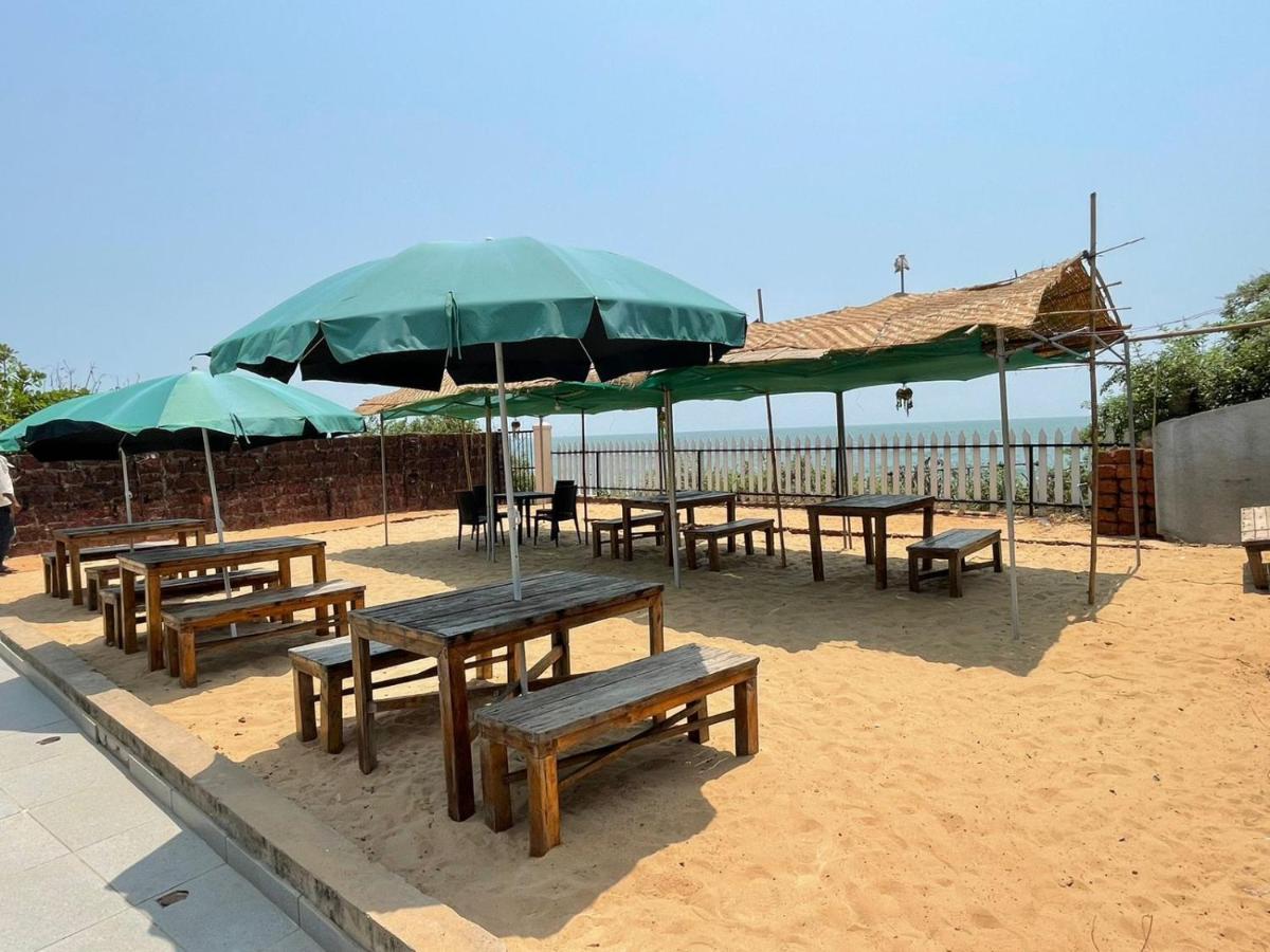 Kay'S By The Sea Hotell Ajgaon Eksteriør bilde