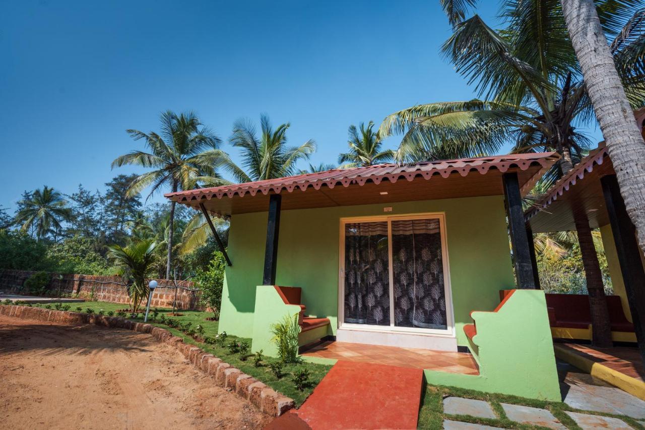 Kay'S By The Sea Hotell Ajgaon Eksteriør bilde